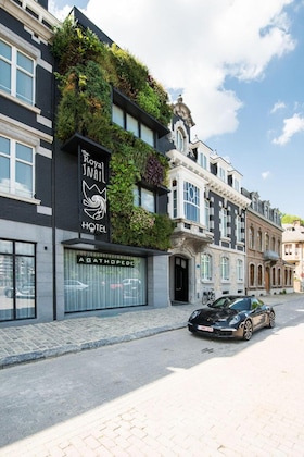 Gallery - The Royal Snail
