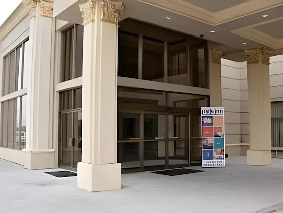 Gallery - Woodbine Hotel And Suites