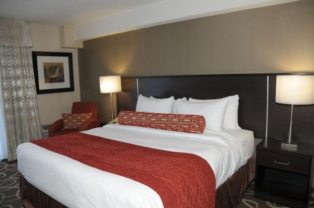 Gallery - Admiral Inn Burlington
