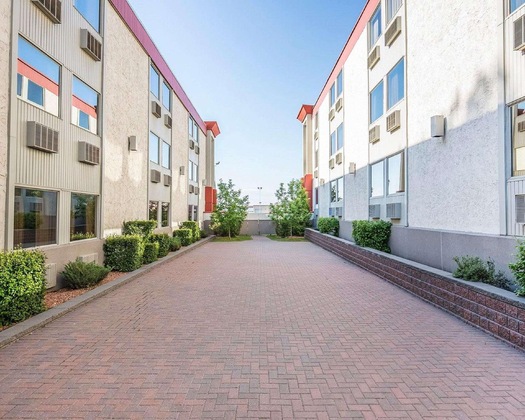 Gallery - Quality Inn & Conference Centre North Hill