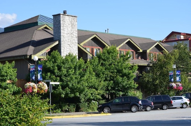 Gallery - Howe Sound Inn & Brewing Company