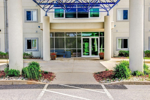 Gallery - Motel 6 Huntsville