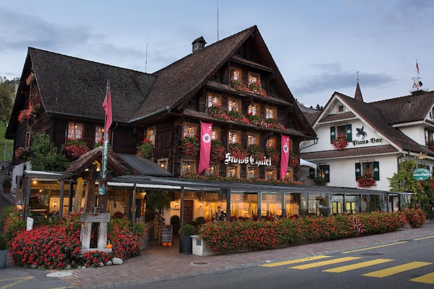 Gallery - Chalet Hotel Lodge - Swiss-Chalet Merlischachen