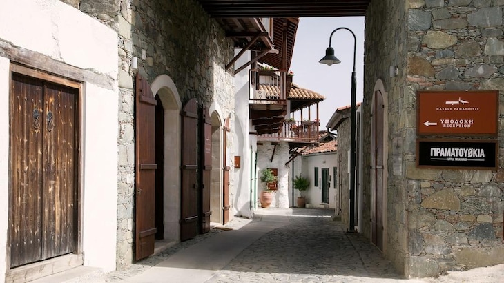 Gallery - Casale Panayiotis