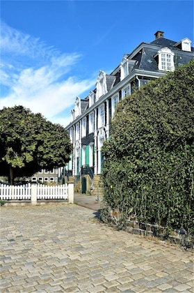 Gallery - Ascot Hotel