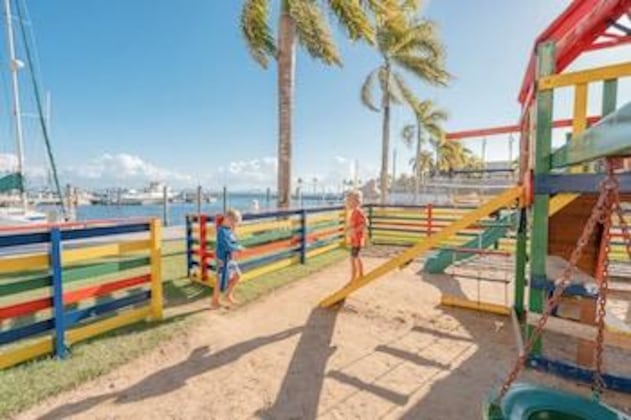 Gallery - Bannister Hotel & Yacht Club
