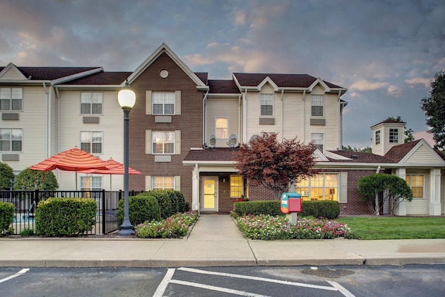 Gallery - Towneplace Suites By Marriott Cleveland Westlake