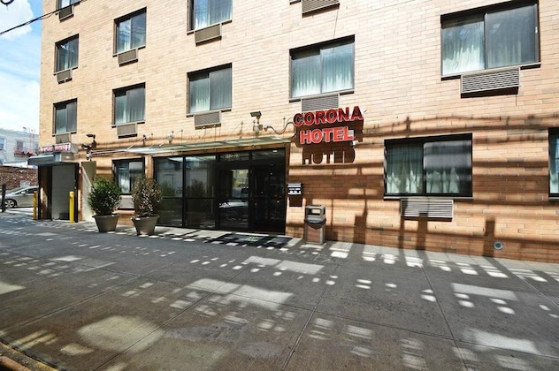 Gallery - Corona Hotel