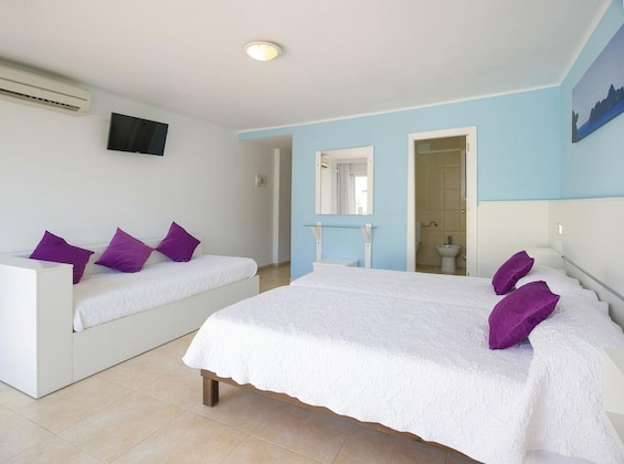 Gallery - Hostal Costa Blanca