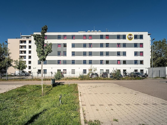 Gallery - B&B Hotel Freiburg-Süd
