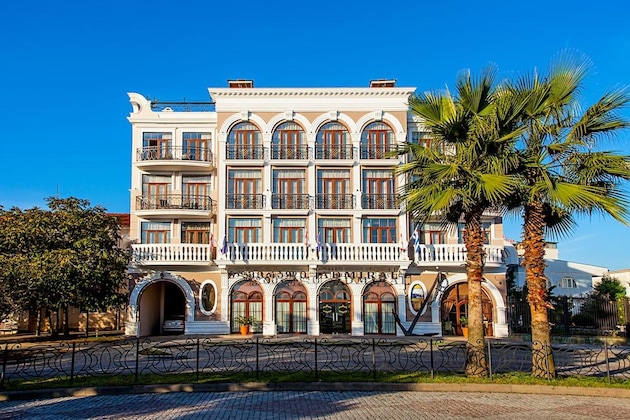 Gallery - The Admiral Hotel