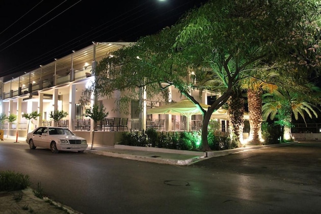 Gallery - Achilles Hotel