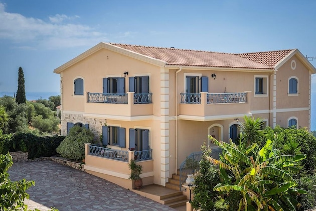 Gallery - Diana Suites