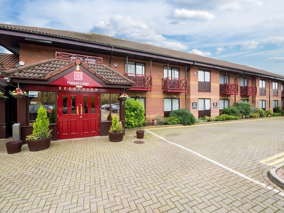 Gallery - Peartree Lodge Waterside