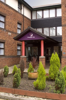 Gallery - Premier Inn Livingston (M8