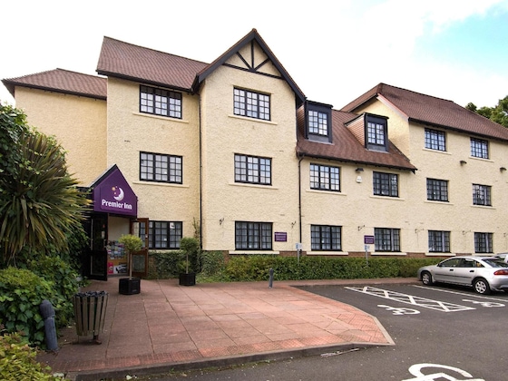 Gallery - Premier Inn Birmingham North (S.Coldfield)