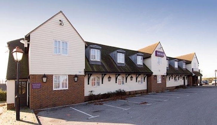 Gallery - Premier Inn Gravesend (A2 Singlewell)