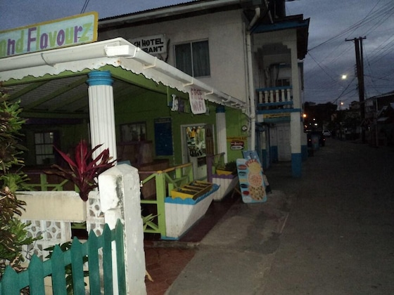 Gallery - Clifton Beach Hotel