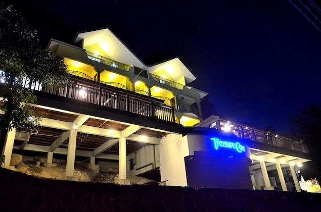 Gallery - Treasure Cove Hotel And Restaurant