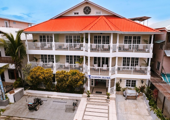 Gallery - Tropical Suites Hotel