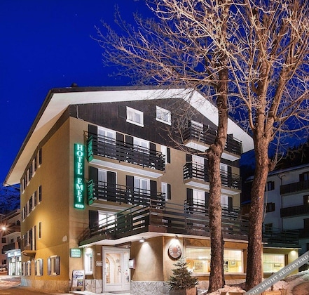 Gallery - Hotel Emet