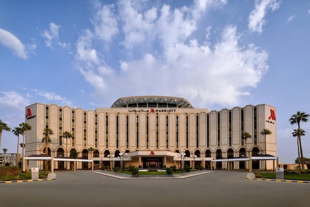 Gallery - Riyadh Airport Marriott Hotel