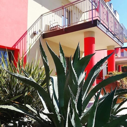 Gallery - La Grotta Hotel