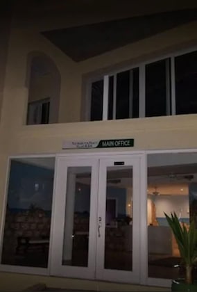 Gallery - The Hamilton Beach Villas & Spa