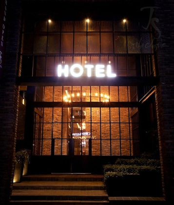 Gallery - Js The Classic Hotel