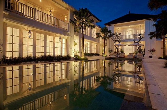 Gallery - The Colony Hotel