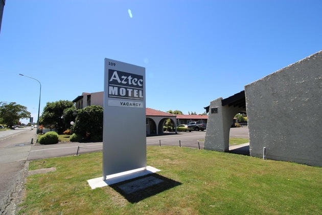 Gallery - Aztec Motel