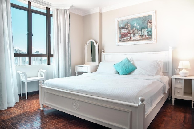 Gallery - Century Bay Private Residences