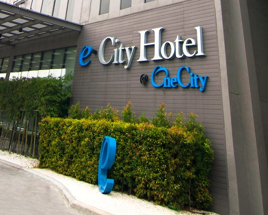 Gallery - E.City Hotel At Onecity