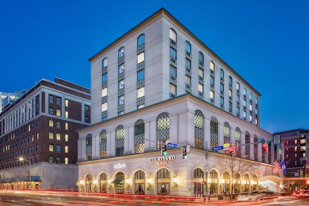 Gallery - Courtyard By Marriott Stamford Downtown