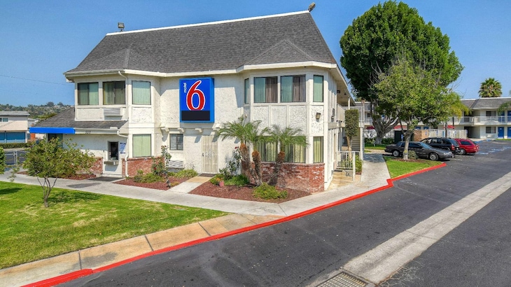 Gallery - Motel 6 San Diego - El Cajon
