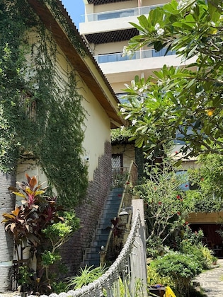 Gallery - Coral Bay Resort