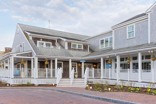 Gallery - White Elephant Hotel
