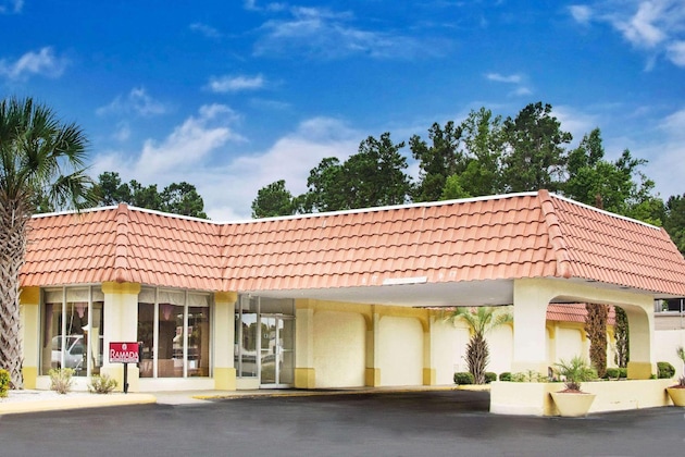Gallery - Ramada By Wyndham Walterboro
