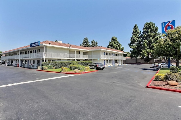 Gallery - Super 8 By Wyndham San Jose