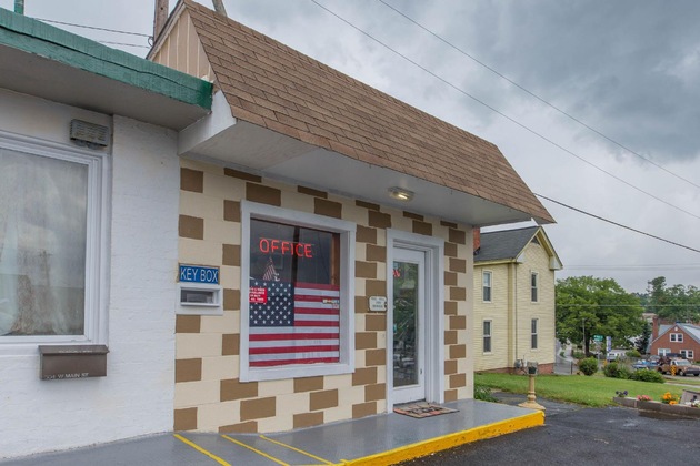 Gallery - Budget Inn