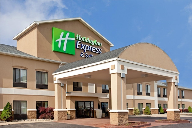 Gallery - Holiday Inn Express & Suites Three Rivers By Ihg