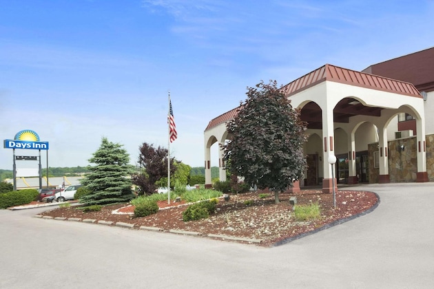 Gallery - Ramada By Wyndham Pittsburgh New Stanton