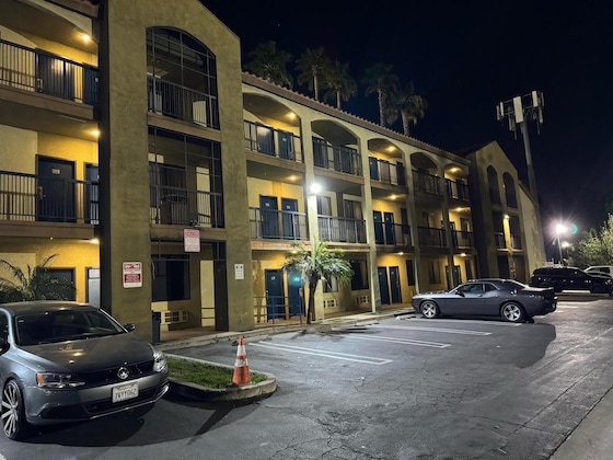 Gallery - Five Star Inn West Covina