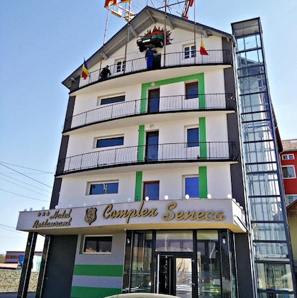 Gallery - Hotel Seneca