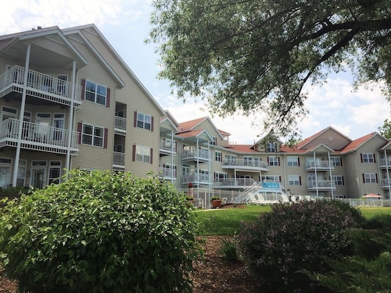 Gallery - Delavan Lake Resort