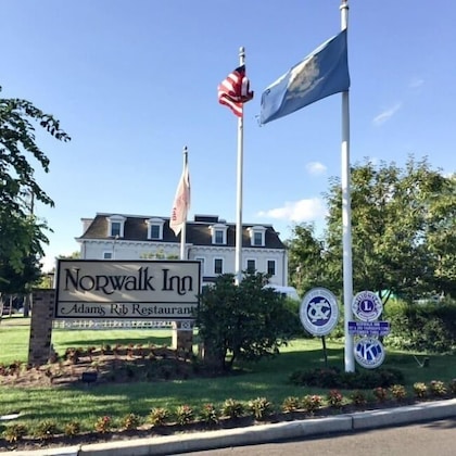 Gallery - Norwalk Inn & Conference Center