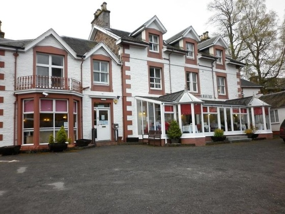Gallery - Mackay's Hotel