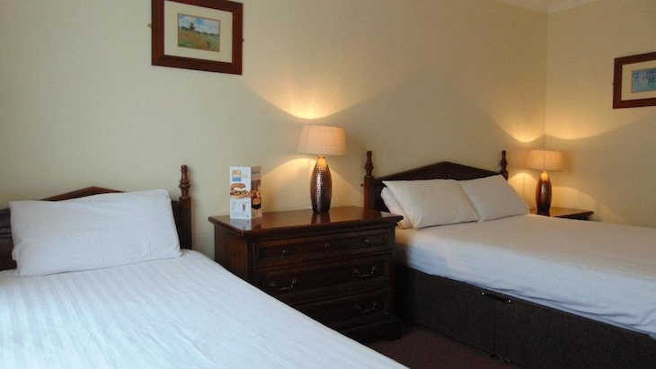 Gallery - The Harrowgate Hill Lodge