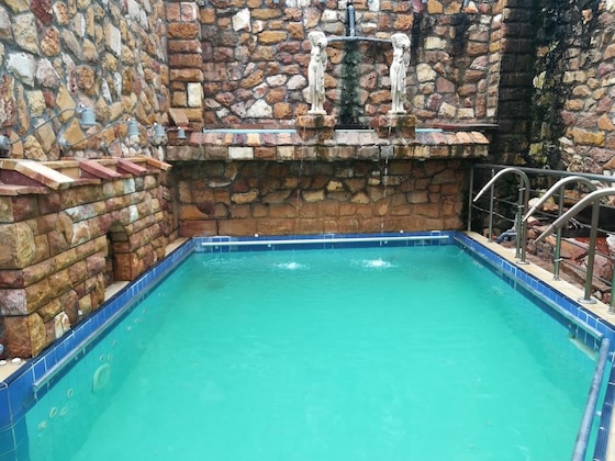 Gallery - 9 Queens Spa Hotel