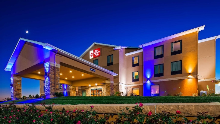 Gallery - Best Western Plus Hiawatha Hotel